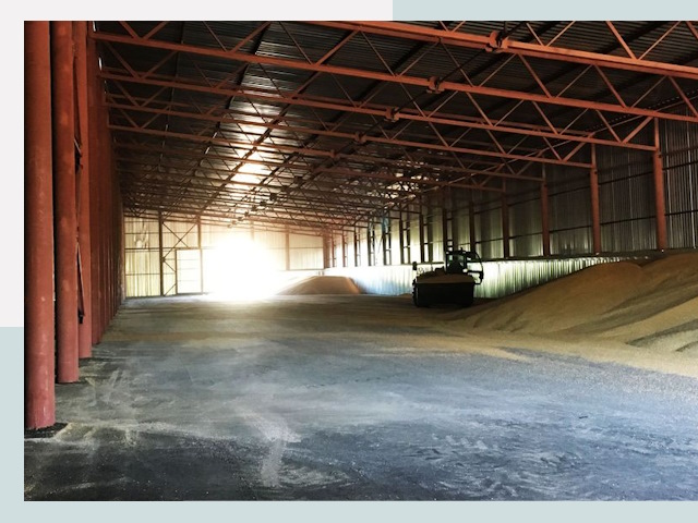 Строительство зернохранилищ в Рассказове